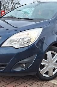 Używany Opel Meriva 120 KM (88 kW) 2011 Niebieski Minivan