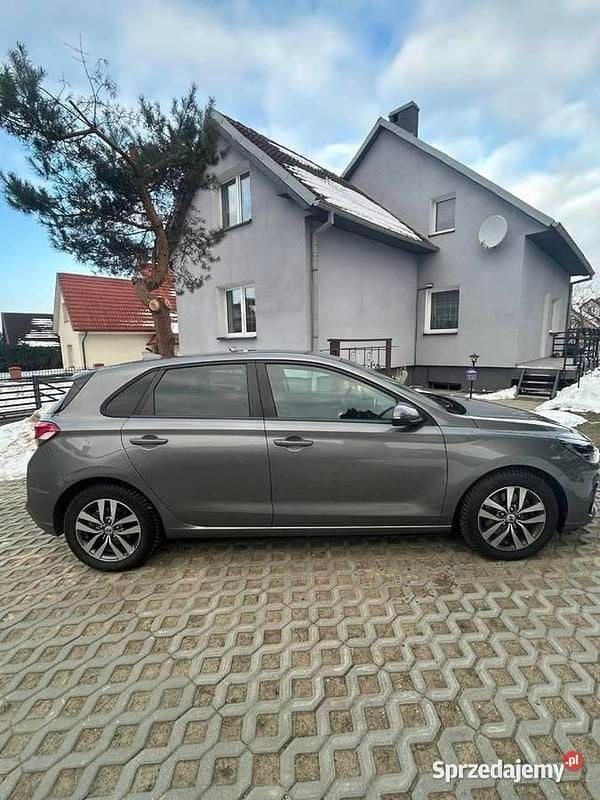 Szary Używany 2020 Hyundai i30 Hatchback | 49 000 zł (Uczciwa cena) - Obraz 1/4