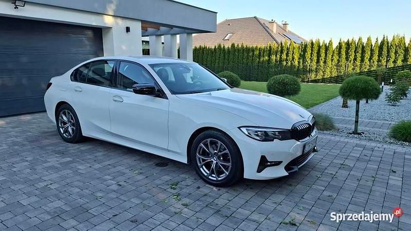 Biały Używany 2019 BMW 320 Sedan/Limuzyna | 79 900 zł (Dość drogi) - Obraz 1/4