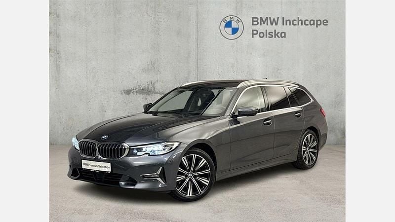 Mineral grey metallic metalizowany Używany 2021 BMW 320 Luxury Line Kombi | 124 900 zł (Uczciwa cena) - Obraz 1/3