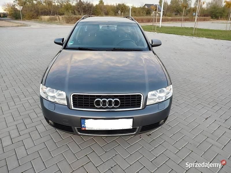 Grafitowy Używany 2002 Audi A4 Kombi | 7200 zł (Uczciwa cena) - Obraz 1/4