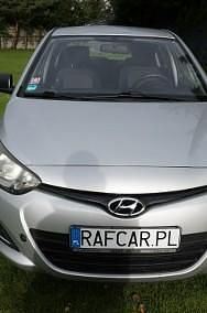 Używany Hyundai i20 86 KM (63 kW) 2014 Srebrny Hatchback