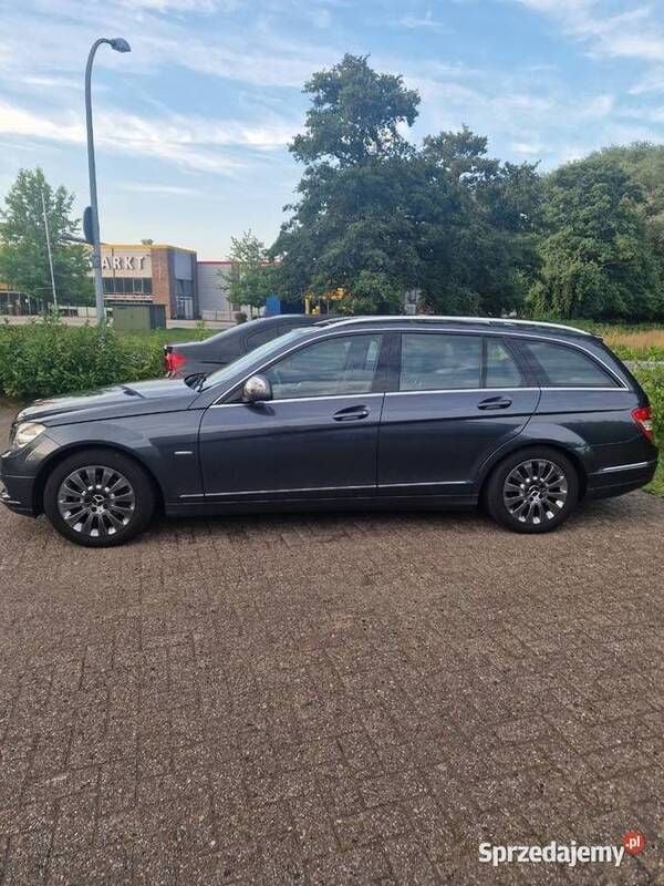 Używany Mercedes C200 2007 Grafitowy Sedan/Limuzyna