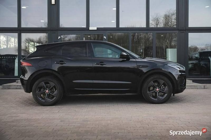 Używany Jaguar E-Pace R-Dynamic 163 KM (119 kW) 2022 Czarny SUV