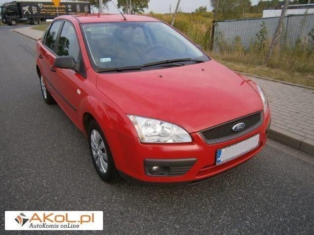 Używany Ford Focus 90 KM (66 kW) 2006 Czerwony Sedan/Limuzyna