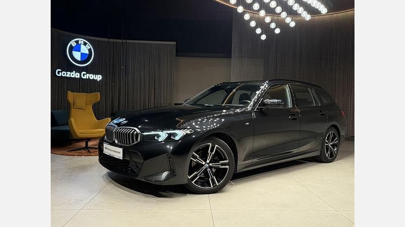 Używany BMW 320 Comfort Edition 190 KM (139 kW) 2022 Czarny szafir metalizowany Kombi