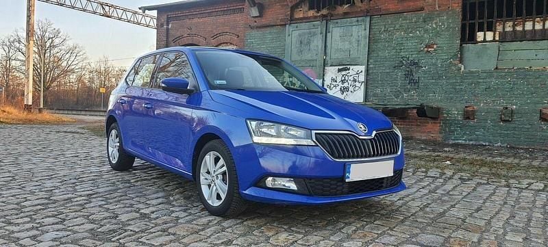 Niebieski Używany 2019 Skoda Fabia Hatchback | 21 900 zł (Super Cena) - Obraz 1/4