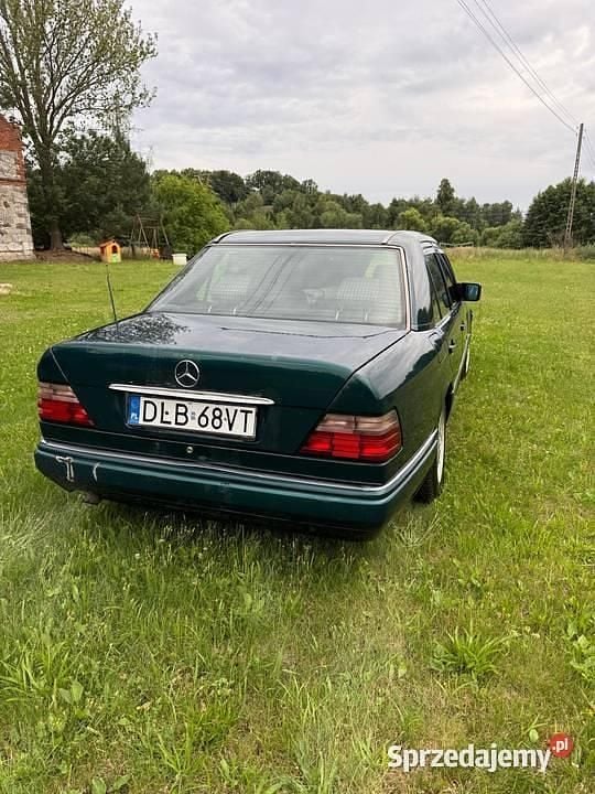 Używany 1995 Mercedes E300 | 14 000 zł - Obraz 1/3