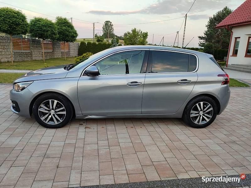 Używany 2018 Peugeot 308 Allure | 30 900 zł (Uczciwa cena) - Obraz 1/4