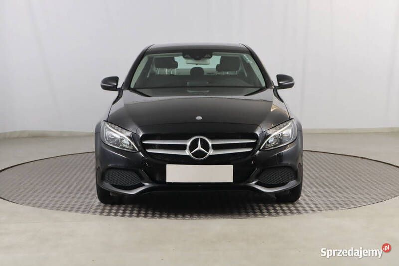 Czarny Używany 2017 Mercedes C160 Coupe | 75 999 zł - Obraz 1/4