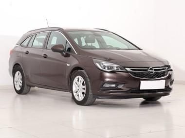Brązowy Używany 2017 Opel Astra Kombi | 36 999 zł (Uczciwa cena) - Obraz 1/4