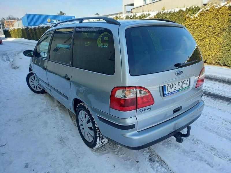 Używany Ford Galaxy Ghia 115 KM (84 kW) 2005 Srebrny Minivan