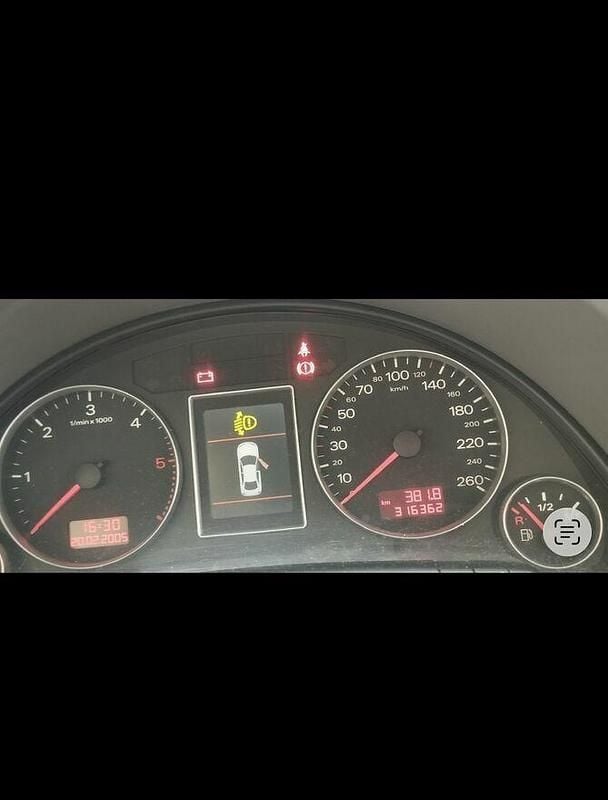 Używany Audi A4 140 KM (102 kW) 2005 Szary Sedan/Limuzyna