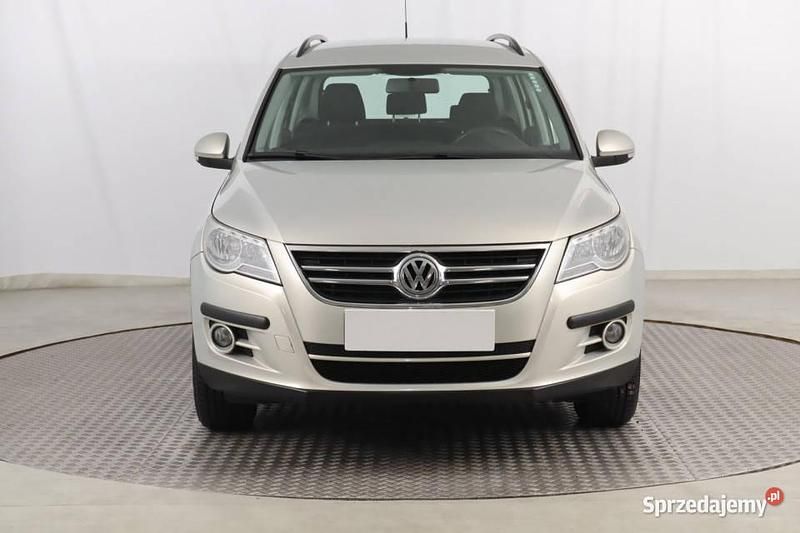 Srebrny Używany 2010 VW Tiguan SUV | 30 999 zł (Uczciwa cena) - Obraz 1/4