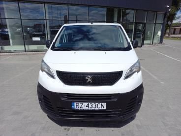 Używany Peugeot Traveller Active 145 KM (106 kW) 2022 Biały Minivan