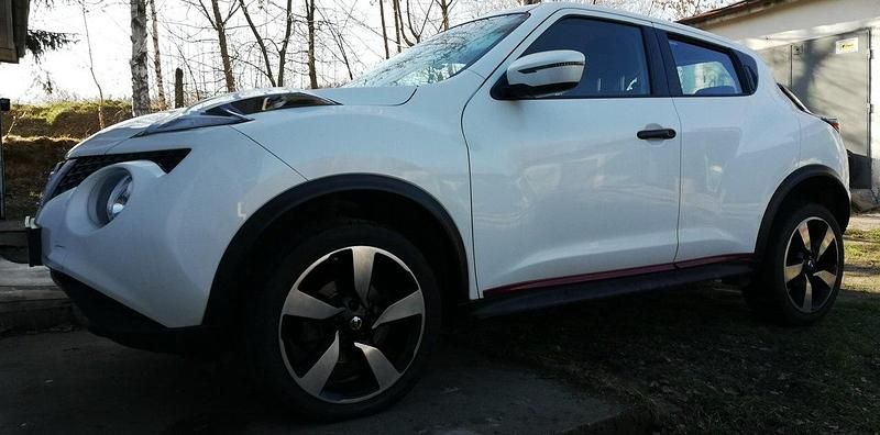 Biały Używany 2018 Nissan Juke SUV | 52 999 zł (Uczciwa cena) - Obraz 1/4