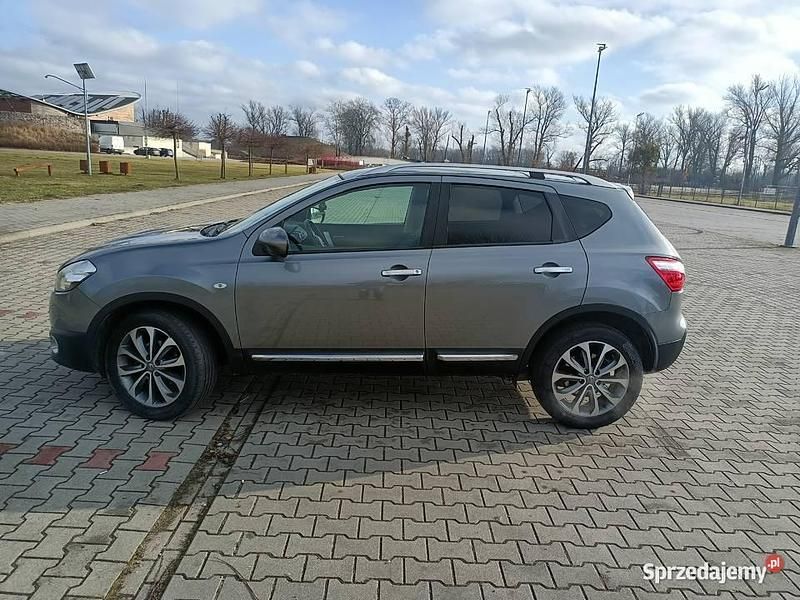 Używany Nissan Qashqai Premium Edition 150 KM (110 kW) 2011 SUV