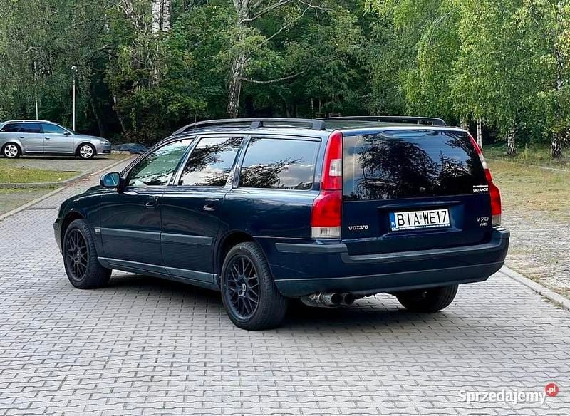 Używany 2002 Volvo V70 Kombi | 9500 zł - Obraz 1/4