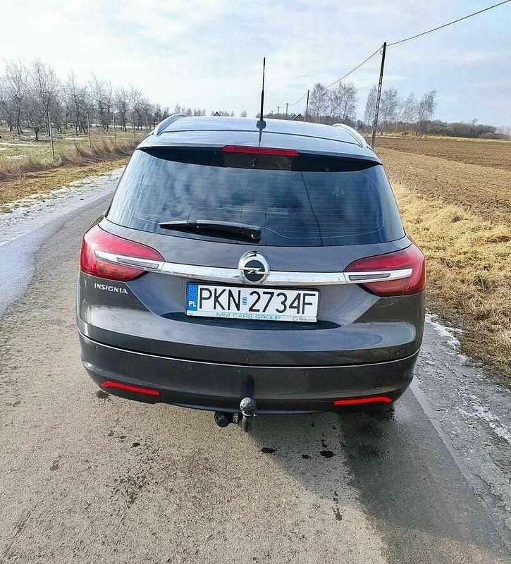 Używany Opel Insignia 2016 Szary Kombi