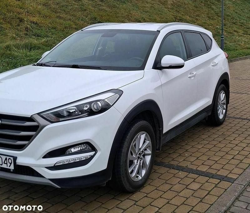 Biały Używany 2017 Hyundai Tucson Comfort SUV | 59 700 zł (Dobra cena) - Obraz 1/4