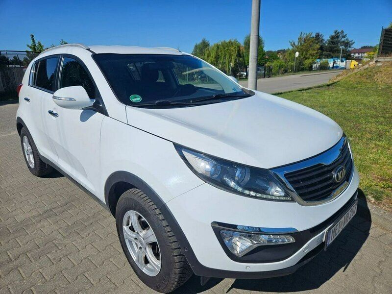 Biały (metalik) Używany 2013 Kia Sportage SUV | 39 900 zł (Uczciwa cena) - Obraz 1/4