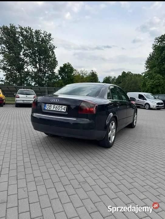 Czarny Używany 2003 Audi A4 Sedan/Limuzyna | 4990 zł (Dobra cena) - Obraz 1/4