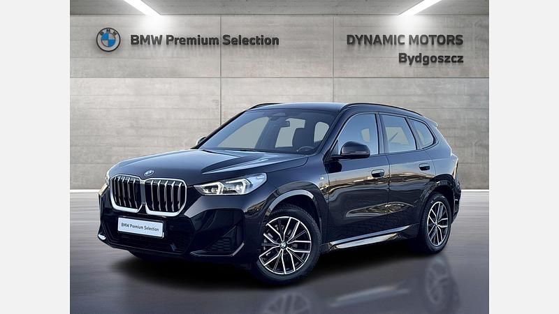 Używany BMW X1 Luxury Line 136 KM (100 kW) 2024 Czarny szafir metalizowany SUV