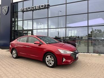Czerwony Używany 2019 Hyundai Elantra Comfort Sedan/Limuzyna | 49 900 zł (Uczciwa cena) - Obraz 1/4