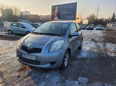 Inny kolor Używany 2006 Toyota Yaris Hatchback | 5900 zł (Super Cena) - Obraz 1/4