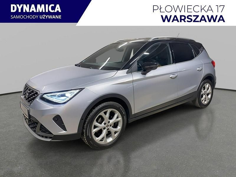 Używany Seat Arona FR 110 KM (80 kW) 2022 Srebrny (metalik) SUV