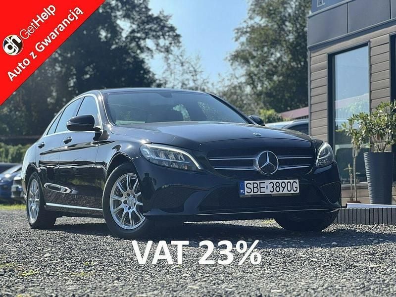 Czarny (metalik) Używany 2020 Mercedes C220 Sedan/Limuzyna | 88 900 zł (Super Cena) - Obraz 1/4