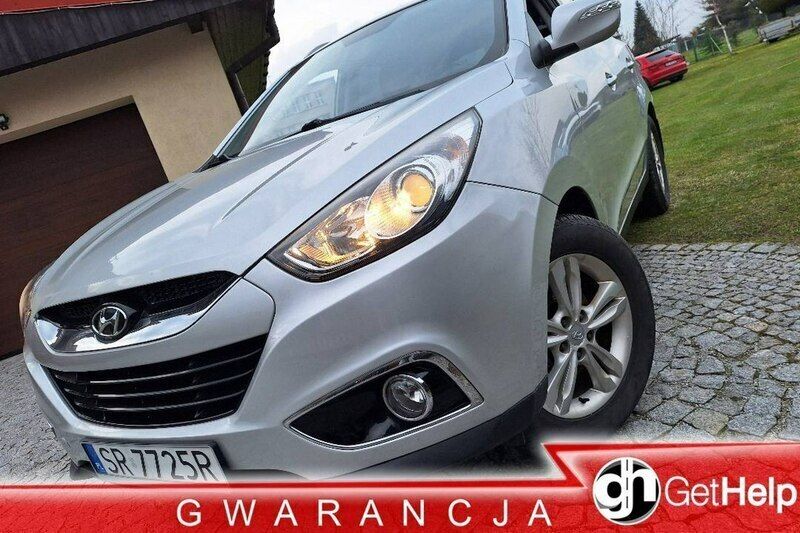 Srebrny (metalik) Używany 2011 Hyundai ix35 SUV | 39 600 zł (Uczciwa cena) - Obraz 1/4