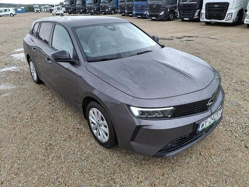 Grafitowy Używany 2023 Opel Astra Kombi | 51 600 zł (Uczciwa cena) - Obraz 1/4