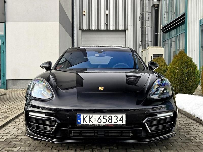 Używany Porsche Panamera 480 KM (353 kW) 2022 Czarny (metalik) Sedan/Limuzyna