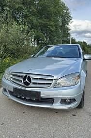 Używany Mercedes A200 136 KM (100 kW) 2010 Srebrny Sedan/Limuzyna