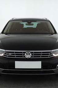 Używany VW Passat 190 KM (139 kW) 2018 Czarny Kombi