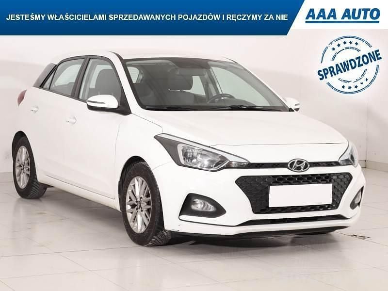 Używany Hyundai i20 2019 Biały Hatchback