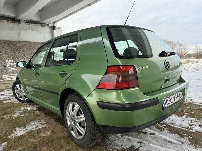 Używany VW Golf IV 2002 Zielony Sedan/Limuzyna