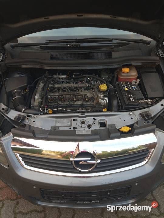 Używany Opel Zafira Cosmo 2006 Szary Minivan