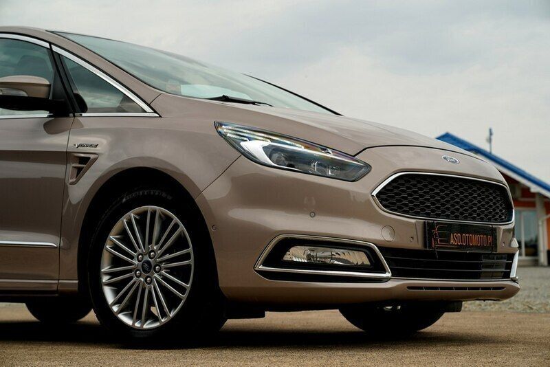 Używany Ford S-MAX S 190 KM (139 kW) 2020 Inny (metalik) Minivan