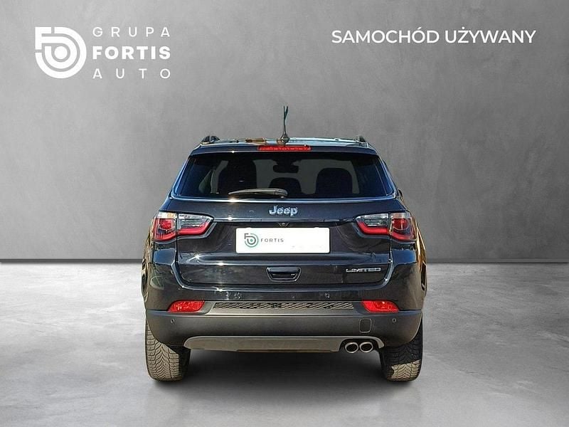 Używany Jeep Compass 150 KM (110 kW) 2020 Czarny SUV