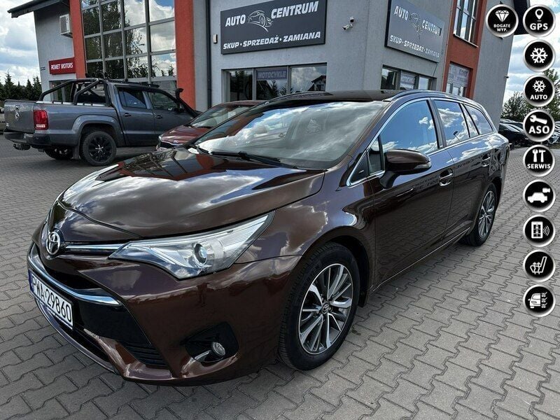 Brązowy (metalik) Używany 2016 Toyota Avensis Kombi | 47 800 zł (Uczciwa cena) - Obraz 1/4
