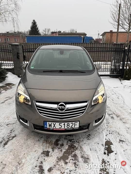 Używany Opel Meriva Cosmo 2015 Beżowy Minivan