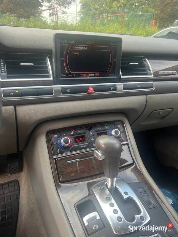 Używany 2005 Audi A8 Sedan/Limuzyna | 13 900 zł - Obraz 1/4