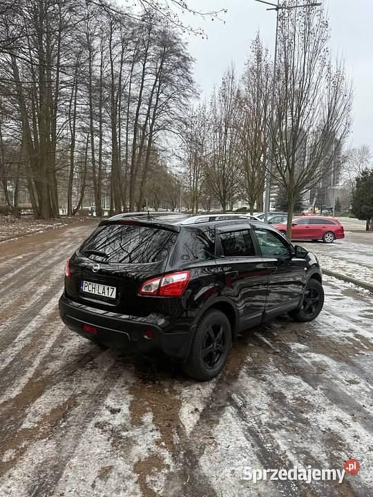 Używany Nissan Qashqai 2011 Czarny SUV