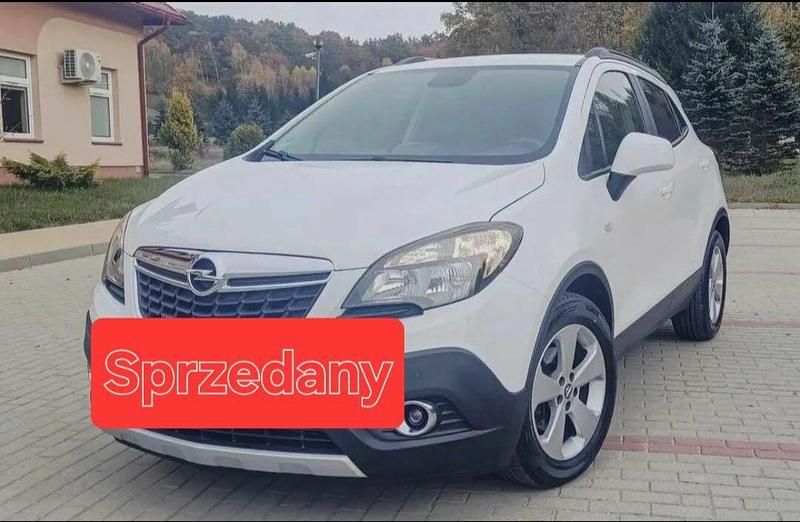 Biały Używany 2014 Opel Mokka SUV | 42 900 zł (Dość drogi) - Obraz 1/4