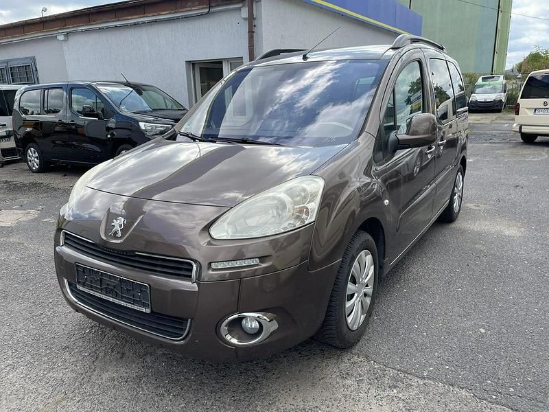 Szary (metalik) Używany 2012 Peugeot Partner Van | 13 900 zł - Obraz 1/4