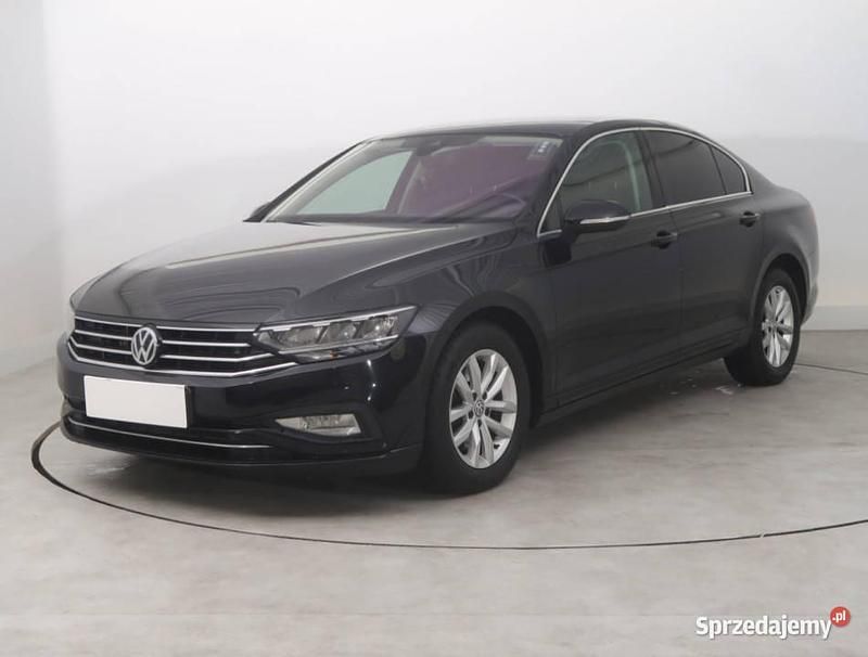 Używany VW Passat 150 KM (110 kW) 2019 Czarny Sedan/Limuzyna