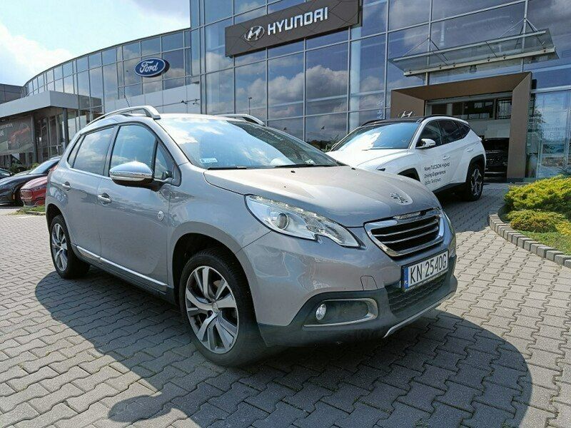 Srebrny Używany 2016 Peugeot 2008 Active SUV | 54 700 zł (Drogi) - Obraz 1/4