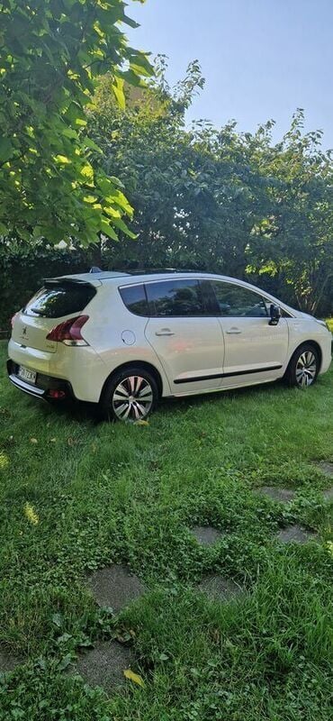 Biały Używany 2013 Peugeot 3008 SUV | 46 500 zł (Drogi) - Obraz 1/4